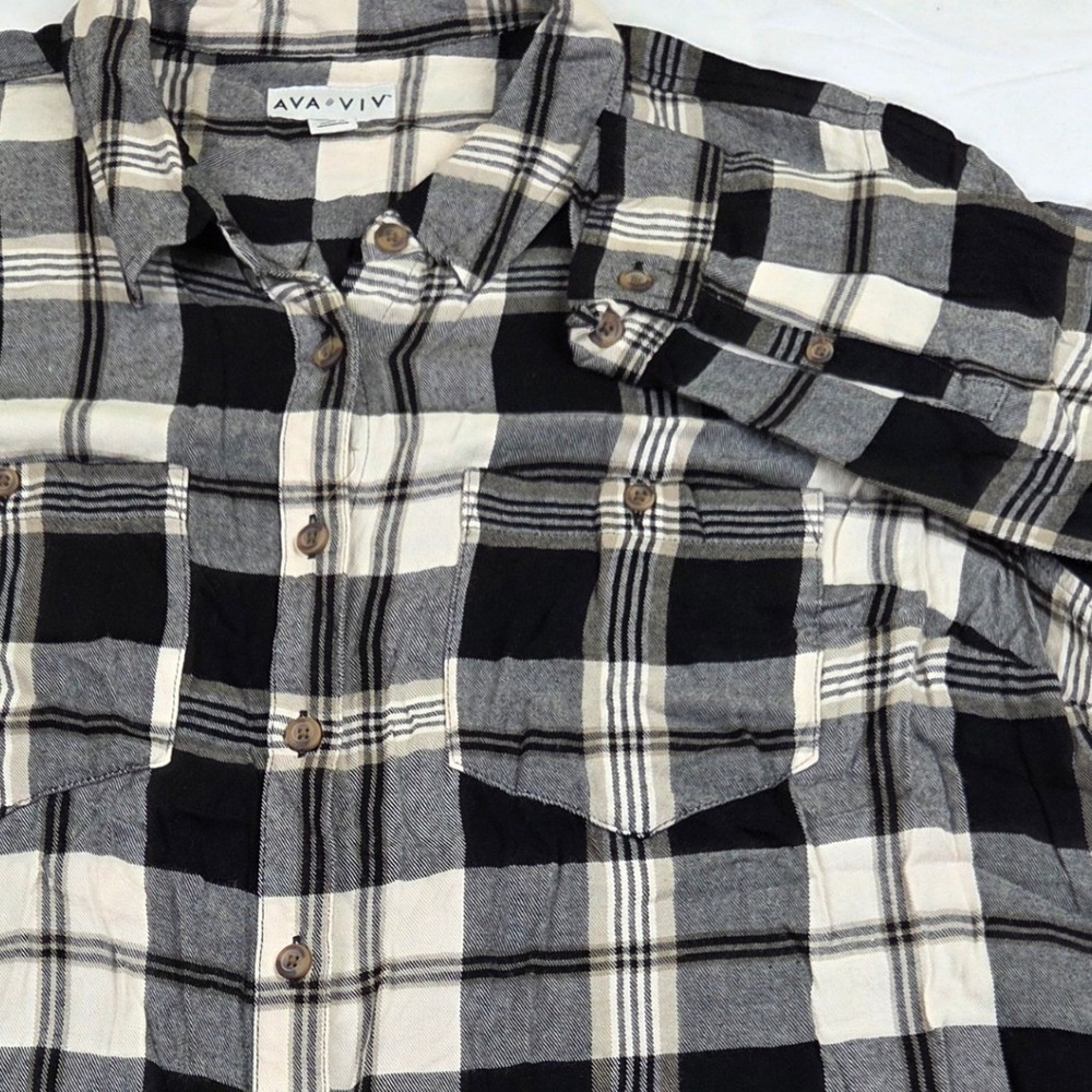 Ava & Viv Black White Plaid Flannel Feel Button Down Shirt 1X Plus Size